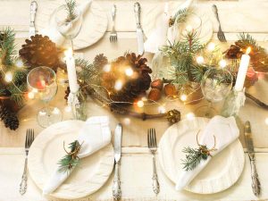 7 cách Trang trí bàn ăn noel độc đáo nhất năm 2022